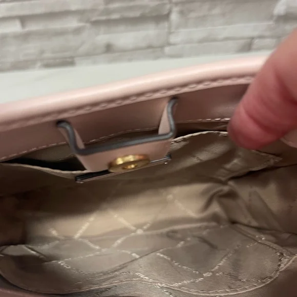 Michael Kors Briley Crossbody MK Signature Logo Jacquard Pink & White - Picture 9 of 10